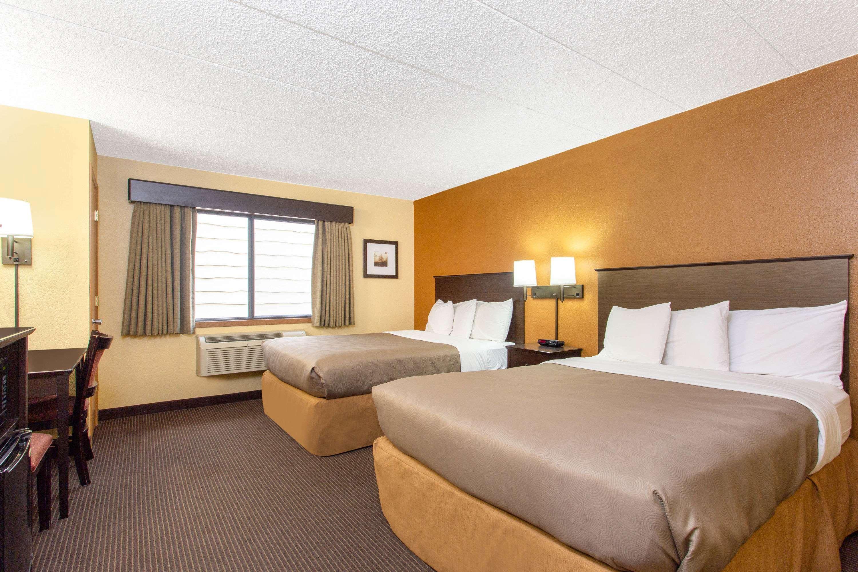 Americinn By Wyndham Hotel