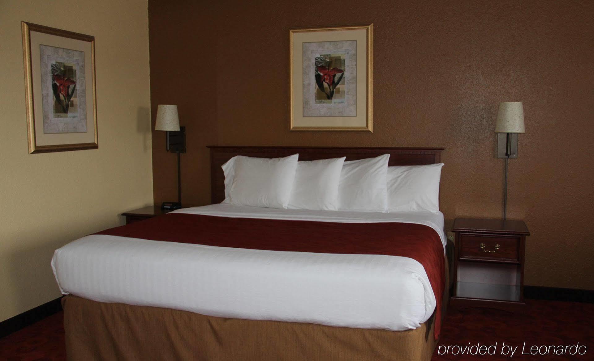 Americinn By Wyndham Hotel